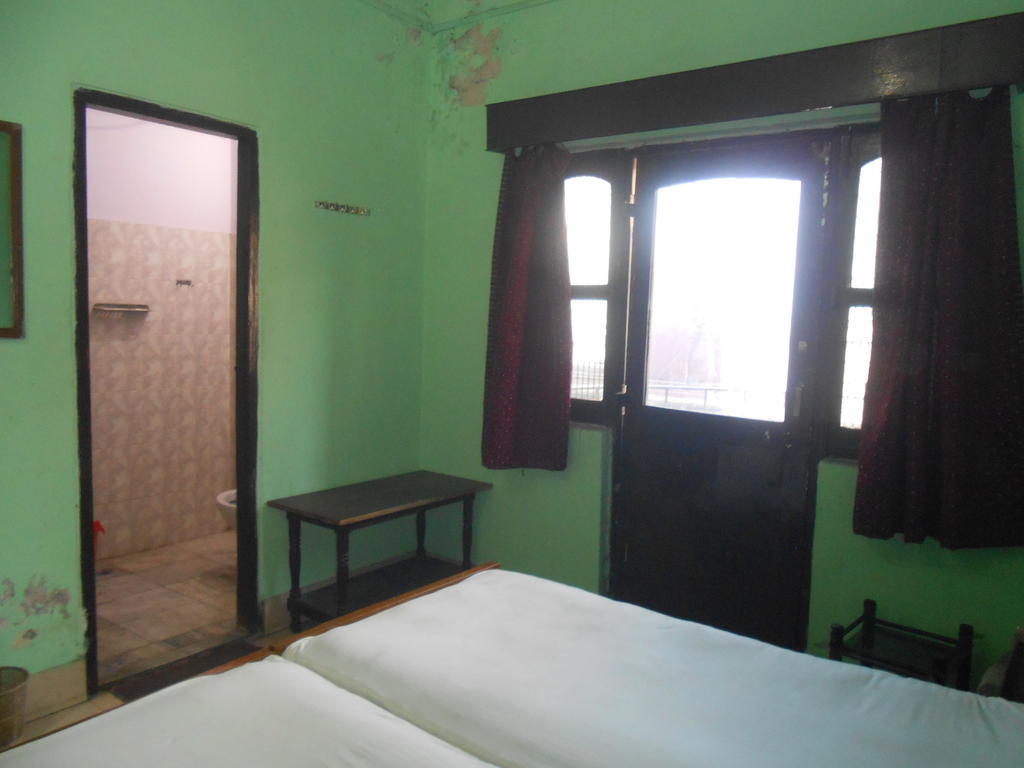 Hotel Sonmony Varanasi Luaran gambar